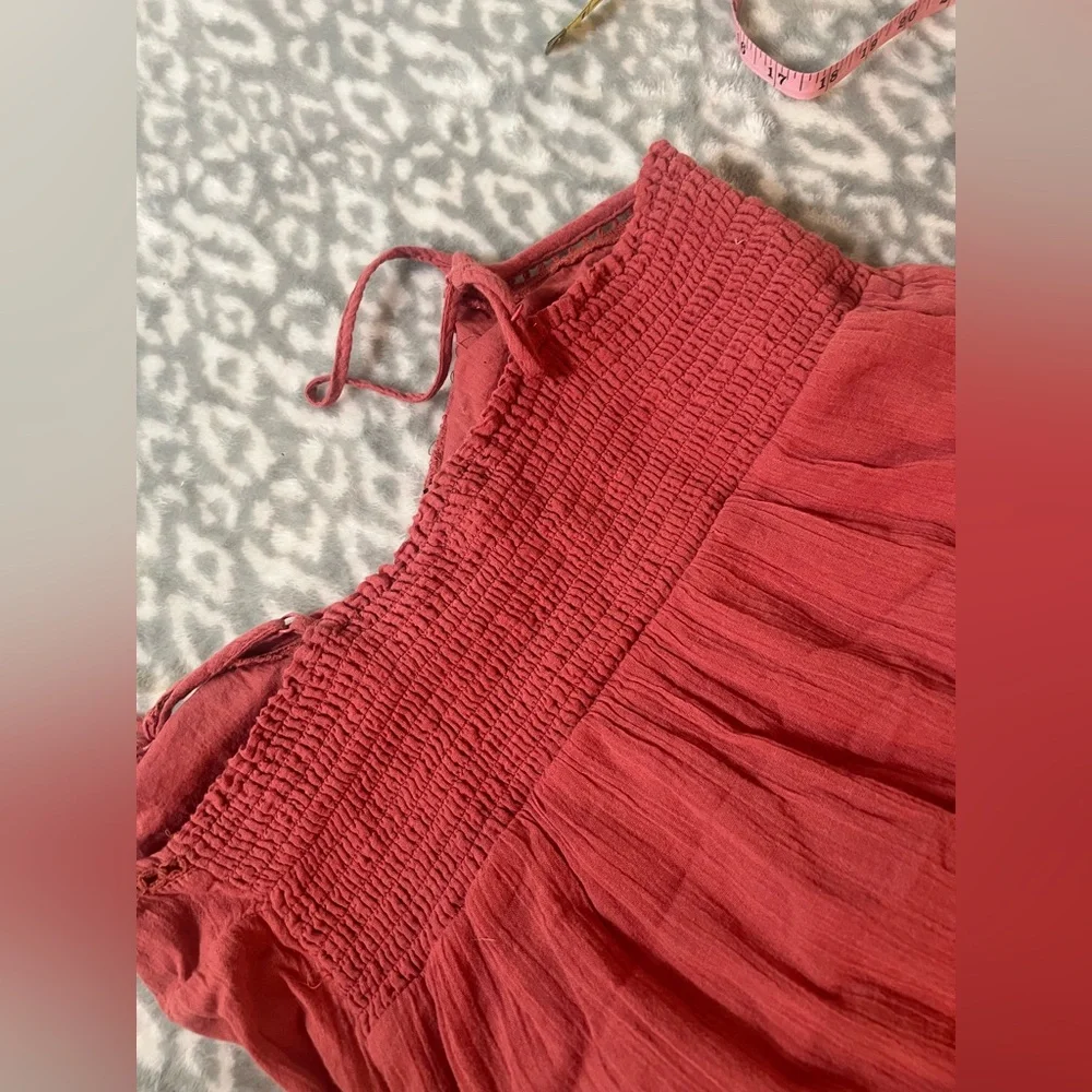 House of Harlow Elegant Coral Eyelet Dress - Picture 7 of 8